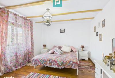 Casă cu 3 camere cu Teren 1260 Mp în Hășmaș - 7