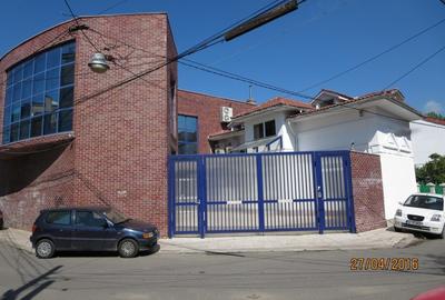 Proprietar -spre inchiriere imobil polivalent , spatiu comencial -475mp