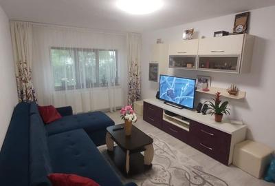 Apartament cu 3 camere decomandat în Barieră - 1