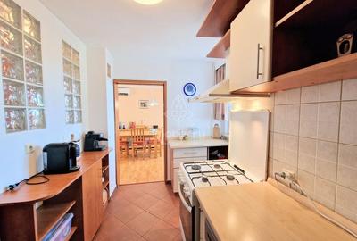 3 camere (transformat din 4 cam.) | 80 mp utili + 10mp balcon | Metrou | - 7
