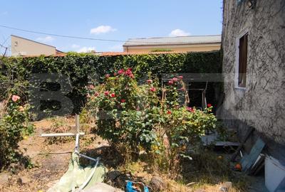 Casa individuala pe parter, 140 mp utili, teren 372 mp in zona semicentrala - 8