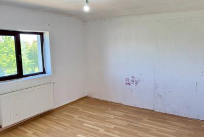 Casa individuala Snagov, doua garaje, necesita renovare ! - 34