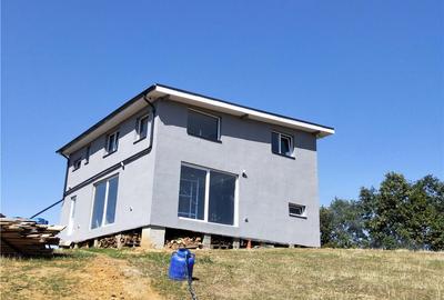 Casă cu 3 camere în Brusturi - 5