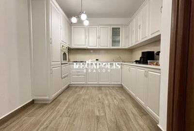Apartament cu 3 camere decomandat în Tractorul - 17