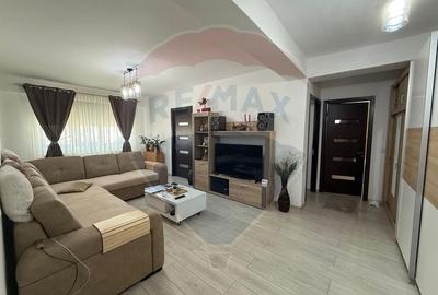 Apartament 3 camere + loc parcare privat cartier Magnolia Aeroport
