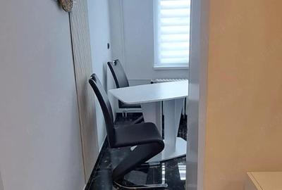 Garsonieră decomandată în Astra - 5