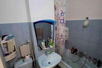 Apartament cu 2 camere semidecomandat în Cornișa