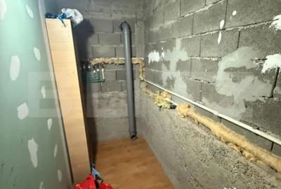 Casă cu 4 camere cu Teren 300 Mp în Burdujeni