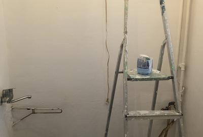 Titan, Postavarul - 2