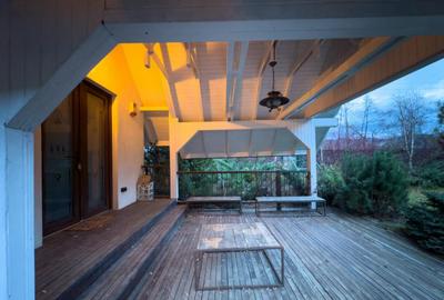 Casă cu 7 camere cu Teren 4700 Mp în Vad - 1