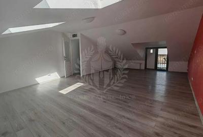 Casă cu 3 camere cu Teren 200 Mp în Central - 11