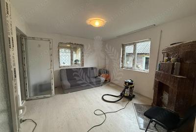 Casă cu 5 camere cu Teren 5500 Mp în Dărmănești - 6