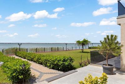 3 CAMERE - VEDERE LAC - PARCARE - STAȚIE ÎNCĂRCARE ELECTRICĂ 3 CAMERE - VEDERE LAC - PARCARE - STAȚIE ÎNCĂRCARE ELECTRICĂ - 3