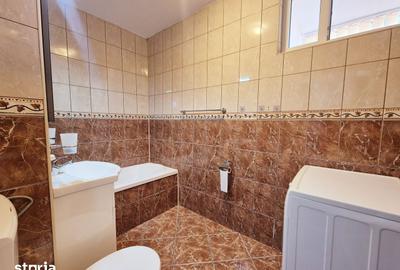 Apartament cu 4 camere decomandat în Central - 3