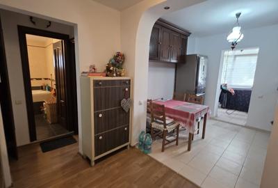 Apartament cu 2 camere decomandat, mobilat în Herăstrău