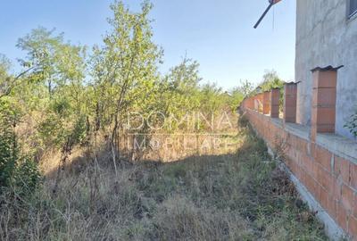 Casă cu 3 camere cu Teren 2455 Mp în Primăverii - 2