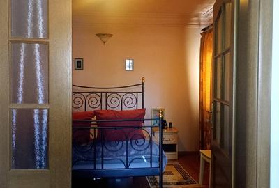 Casă cu 3 camere cu Teren 390 Mp în Jiului - 11
