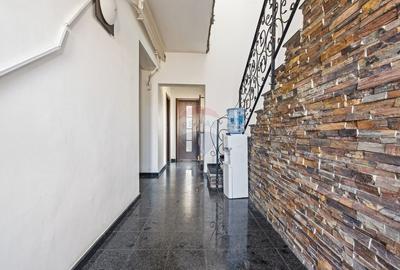 Casă cu 7 camere cu Teren 887 Mp în Bucium - 5