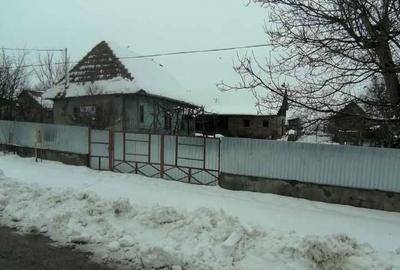 Casă cu 2 camere în Tritenii de Sus - 1