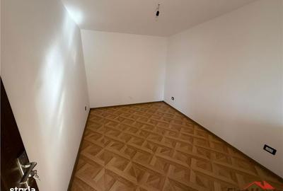 Casă cu 3 camere cu Teren 300 Mp în Central - 6