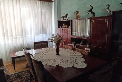 Apartament cu 2 camere decomandat în Buhuși - 5