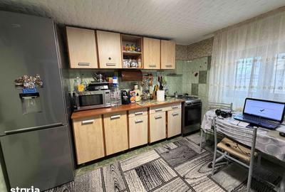 Apartament cu 3 camere decomandat în Central - 8