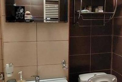 Apartament cu 3 camere decomandat în Astra - 8