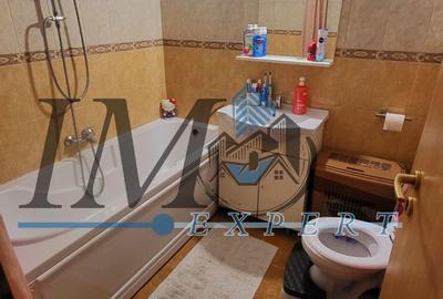 Apartament cu 3 camere decomandat în Micești - 3