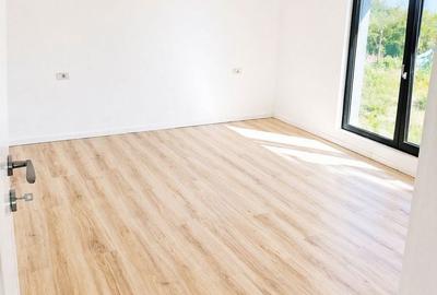 Casă cu 3 camere în Păcurari