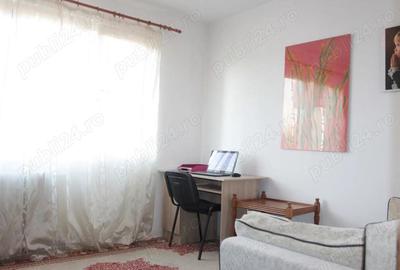 Apartament cu 3 camere semidecomandat în Take Ionescu