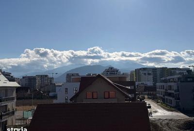 Apartament cu 4 camere în Tractorul - 4