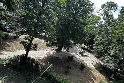 Apartament cu 2 camere, mobilat în Tomis I - 8