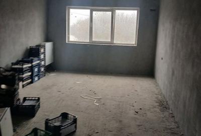 Casă cu 4 camere în Central - 1