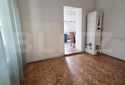 Apartament cu 4 camere semidecomandat în Central - 4