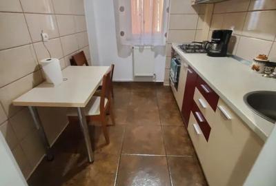 Apartament cu 2 camere decomandat în Dacia