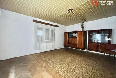 Casa individuala cu 3 camere si teren de 952 mp, zona Crisan - 13