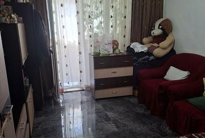 Casă cu 4 camere cu Teren 90 Mp în Central