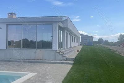 Casă cu 3 camere cu Teren 2832 Mp în Apa - 2