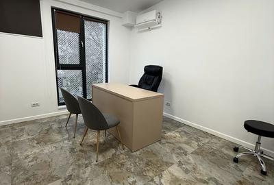 Spațiu comercial, de 80 mp, în Central - 5