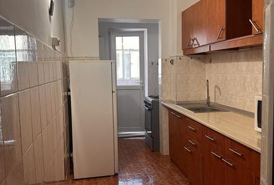 Apartament cu 4 camere decomandat în Central - 13