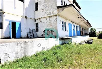 Spațiu industrial, de 2.7999999523163 mp, în Periferie - 7