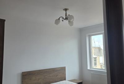 Apartament cu 2 camere, mobilat în Romană - 3