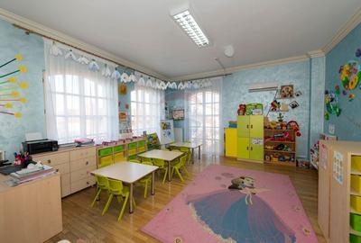 Vila spatioasa de vanzare, ideala pentru investitie - 17