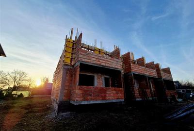 Apartament cu 2 camere decomandat în Valea Adâncă - 4