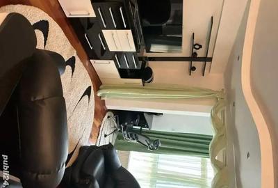 Apartament cu 3 camere semidecomandat în Central - 4