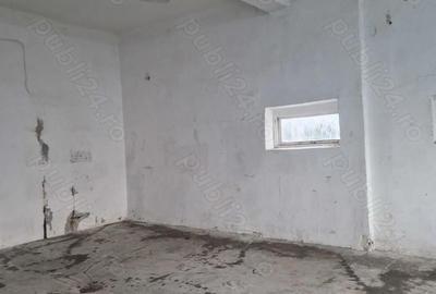 Spațiu comercial, de 140 mp, în 1 Mai - 7