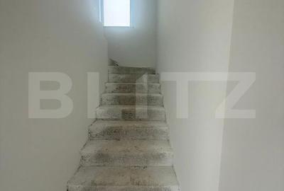 Casă cu 4 camere în Broșteni - 1