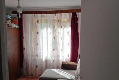 Apartament 2 camere, decomandat - zona Astra - 3