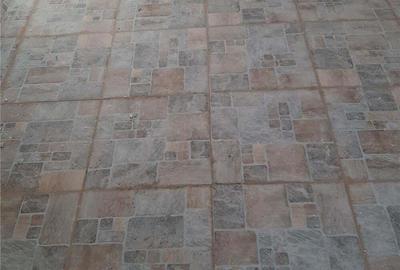 Casă cu 3 camere cu Teren 211 Mp în Dămăroaia - 1