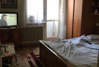 Apartament cu 3 camere decomandat, mobilat în Central - 12